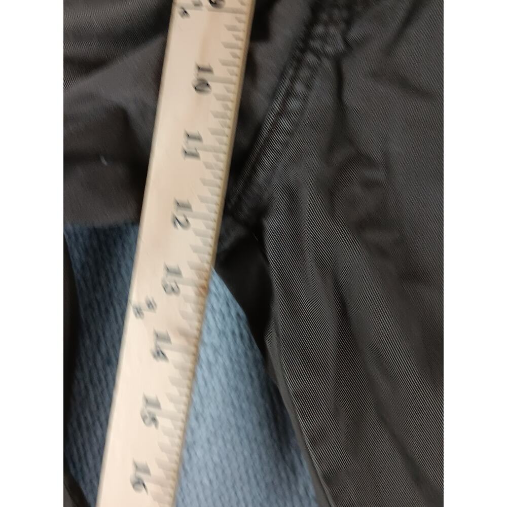 Levi's‎ Cargo Short's Men's 31X10 Dark Army Green Outdoor Summer Casual Hiking - Picture 9 of 13